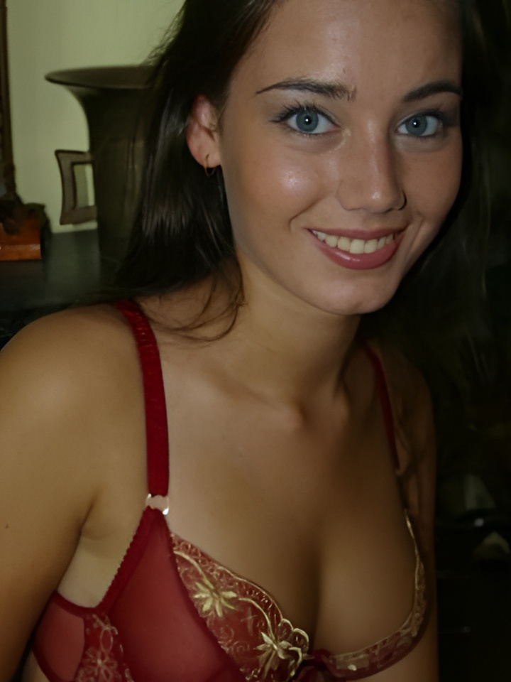 Индивидуалка Эмиля, доступна для личного знакомства от 2000 руб