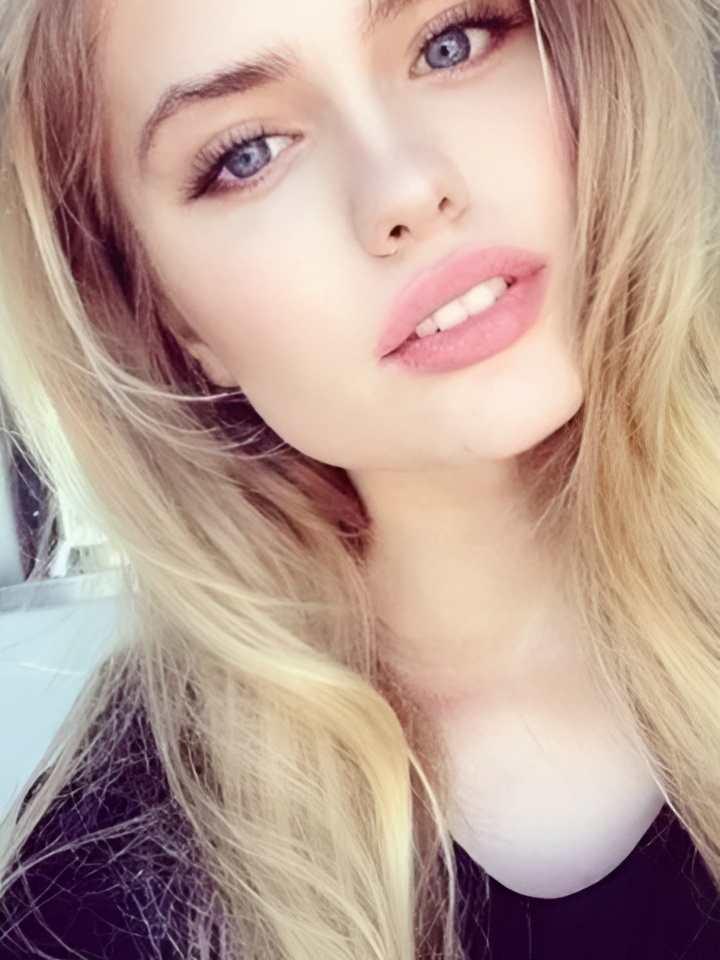 Роза привлекальеная девушка из Гороховца цена от 3000 руб