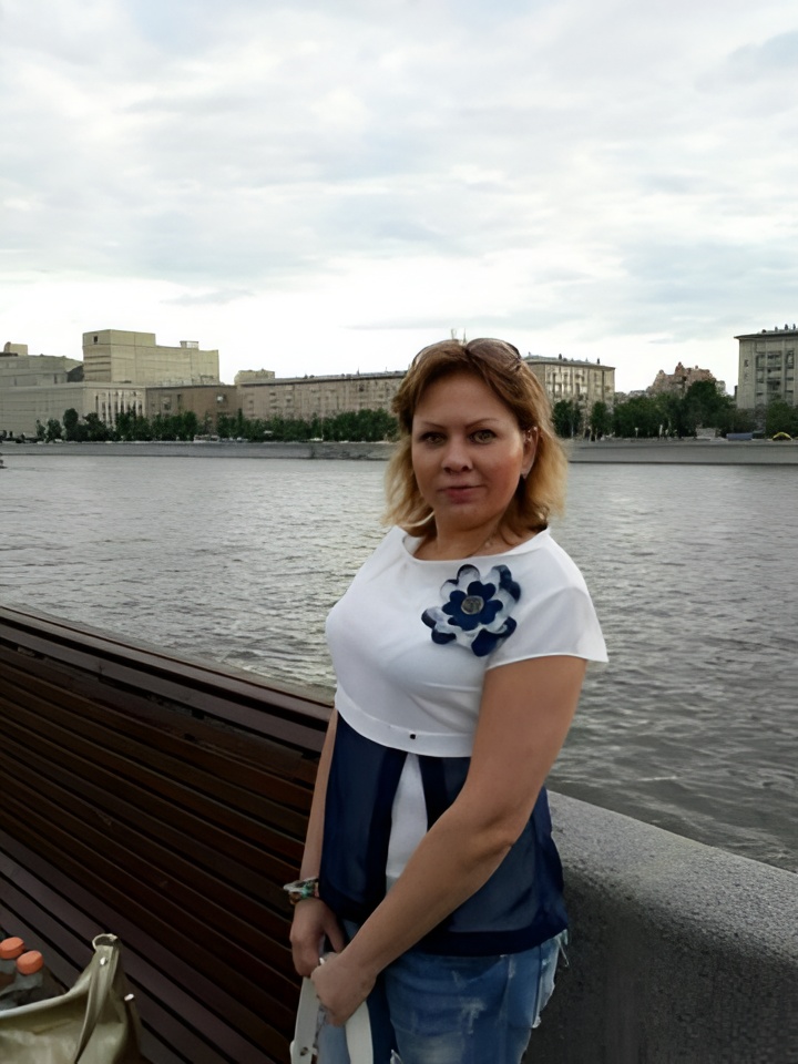 Виктория привлекальеная девушка из Гороховца цена от 3000 руб