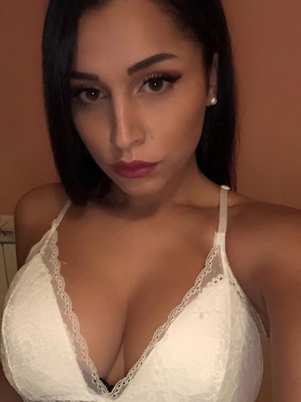 Лидия привлекательная девушка из Гороховца цена от 4000 руб