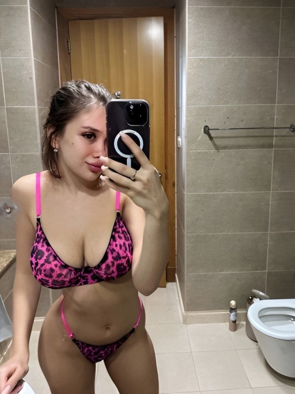 Ярославна привлекательная девушка из Гороховца цена от 3000 руб