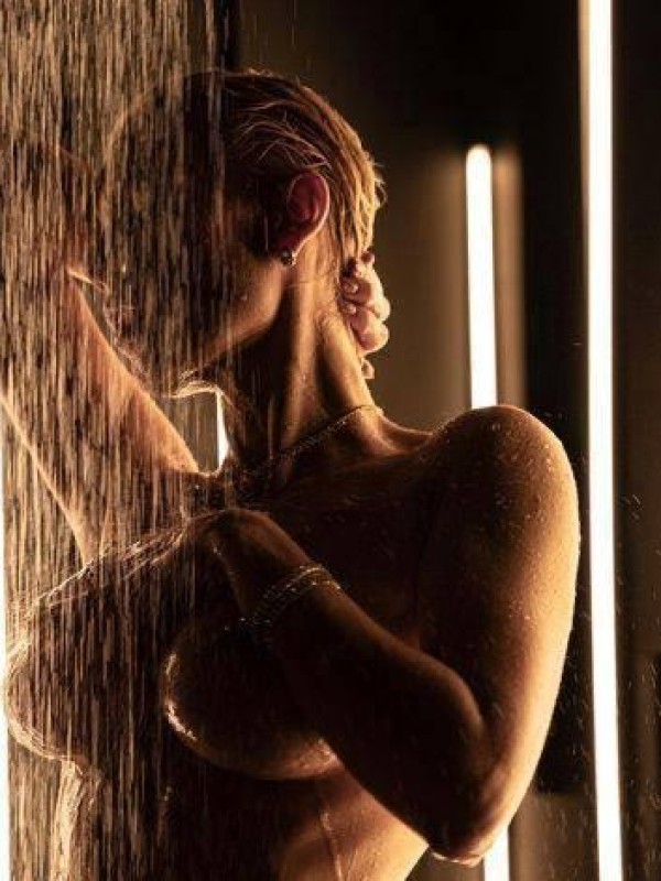 Ева привлекательная девушка из Гороховца цена от 4000 руб